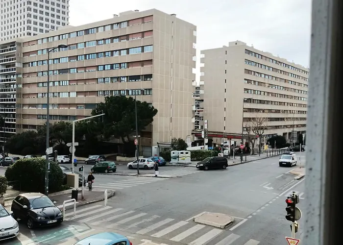 Centre Ville Avec Climatisation Et Balcon